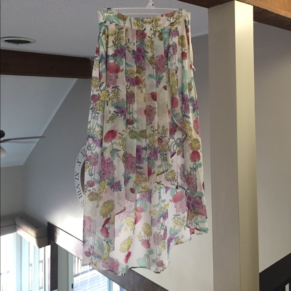 Hi low floral skirt